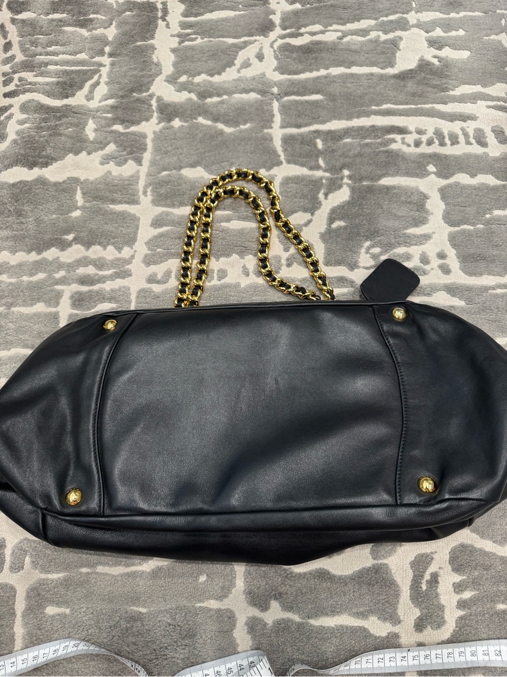 PRADA
Baltico Soft Calfskin Leather Chain Tote Bag BR4826 used - Picture 13 of 17